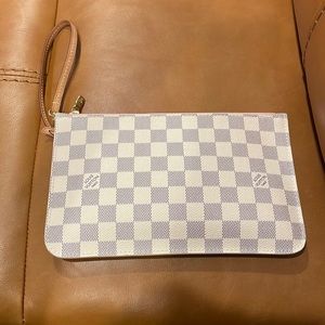 Louis Vuitton zipped pouched